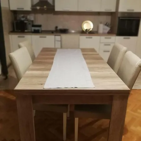 Konukevi Fico *